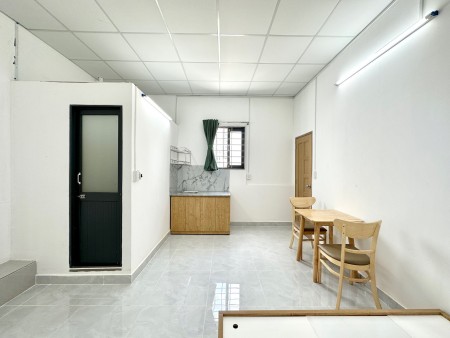 Phòng Căn Hộ DV Đủ Nội Thất 224/20 Lý Thường Kiệt, P.14, Q.10 (DT: 20m2 – 30m2 - Ngay ngã tư 3/2)