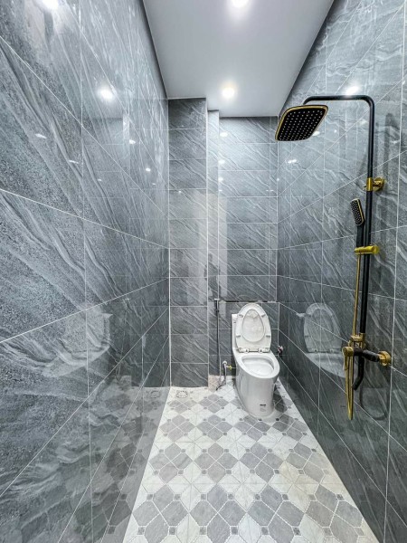 SỞ HỮU NGAY NHÀ MẶT PHỐ KHÁ ĐẸP, ở quận HẢI CHÂU, TP. ĐÀ NẴNG