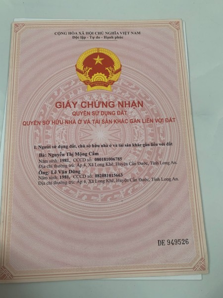 Cần Bán Đất mặt tiền xe hơi vào được