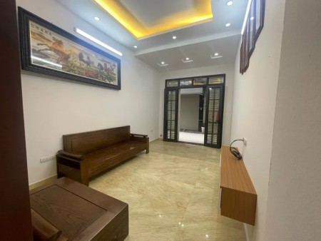 BÁN NHÀ NGUYỄN SƠN 30M- 5 TẦNG - MT4M- GIÁ 5,2 TỈ
