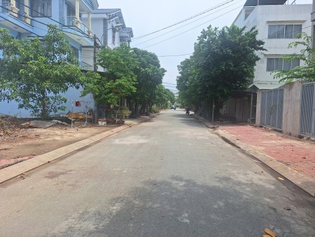 NHÀ CHÍNH CHỦ CẦN BÁN GẤP KHU DÂN CƯ ĐỒNG ANH VĨNH LỘC Agiá tốt