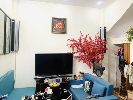 Bưởi - Ba Đình, 3.95 tỷ - 25m2, mặt tiền 3.5m2, nhà 5 tầng