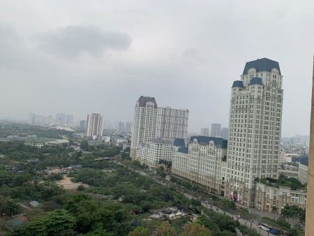 Cho thuê căn hộ cao cấp Địa Chỉ : Golden Palace