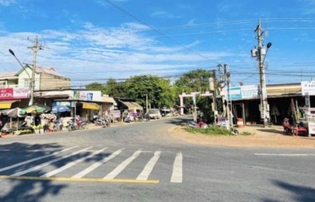 Cần bán đất mặt tiền Đường Nguyễn Xiển Quận 9, full thổ cư MT 7m giá siêu hời!!