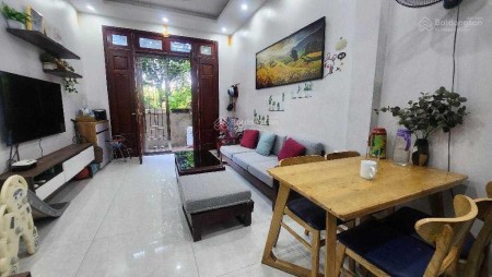 BÁN NHÀ KV TÂN XUÂN - ĐƯỜNG -TRƯỜNG-CHỢ- BỆNH VIÊN