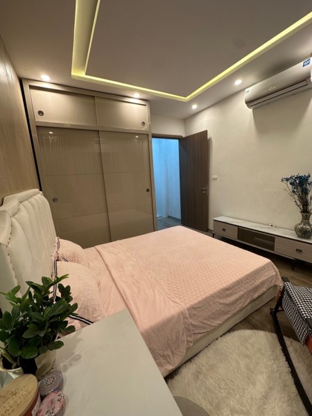 NHÀ ĐẸP PHỐ KIM HOA – GẦN HỒ, GẦN CÔNG VIÊN – LÔ GÓC