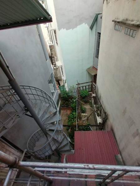 Chính chủ bán nhà 1 Liên Trì, Hoàn Kiếm, Hà Nội, ôtô đỗ cửa đường 7m, 96m2, mặt tiền 4,4m, 23,5 tỷ