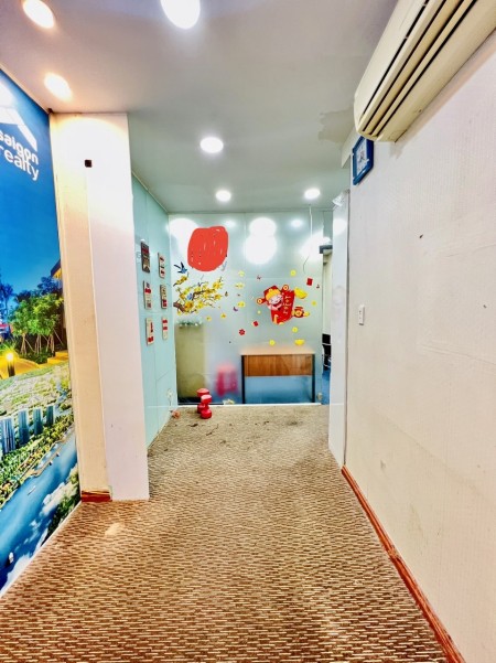 Cần cho thuê văn phòng quận 1 giá 25tr, diện tích 95m2