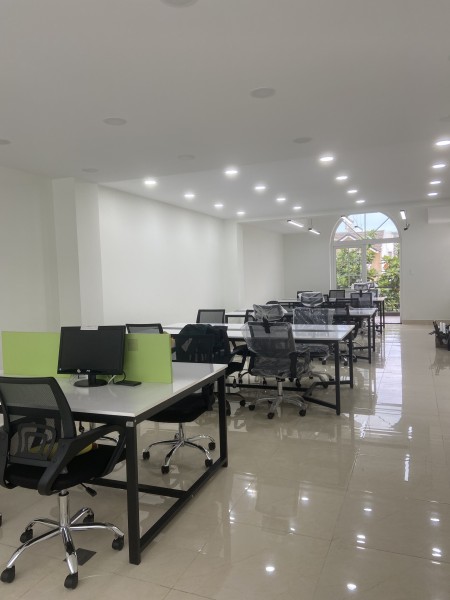 Cho thuê văn phòng 140m2 sàn bao phí ngay mặt tiền đường Đỗ Pháp Thuận, P. An Phú, Quận 2