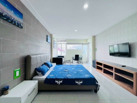 Cho thuê căn hộ 35m2 đầy đủ nội thất cao cấp, Điện Biên Phủ, gần Ngã tư Hàng Xanh