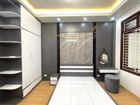  4.95 TỶ, BÁN NHÀ NGÕ 460 THUỴ KHUÊ, D.TÍCH 30M2, 5 TẦNG, MẶT TIỀN 3.8M