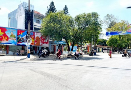 KINH DOANG THUA LỖ-CẦN BÁN GẤP 220M2 NGAY ĐƯỜNG NGUYỄN DU. GIÁ 1TY920.