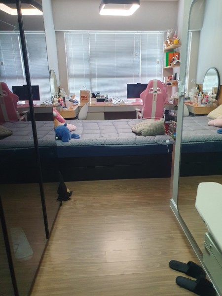 Cho thuê căn hộ full nội thất cao cấp, ở liền