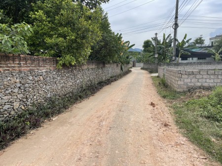 Bán đất Lương Sơn Hòa Bình sát đường Qlo,cạnh nhiều KCN dt 120m2 giá 380tr,
