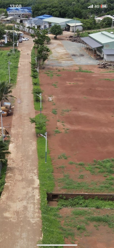 Kẹt tiền cần bán nhanh lô đất thổ cư 200m2 gần Phú Riềng, Bình Phước