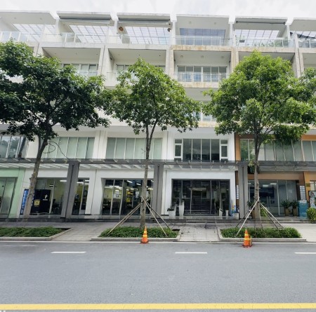 Mặt bằng văn phòng Shophouse Sala -Trệt + lầu 1,dt 230m2, chỉ 55 triệu.