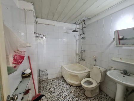 CẦN BÁN CHUNG CƯ NO1 TRẦN ĐĂNG NINH 60M 3,5TỶ THIẾT KẾ 1PK 1BẾP 2PN 1WC KHU CƯ DÂN ĐÔNG ĐÚC