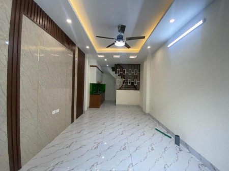 Lô góc 4T*40,2m2, Ôtô đỗ oánh võng, Ngay chợ, UBND, TT Y Tế xã Đại Thành
