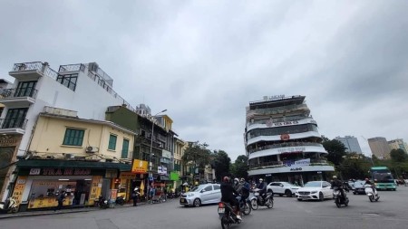 Đi đến slide 4