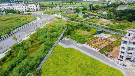 Bán gấp lô đất 68,8m2 view vườn hoa và khu biệt thự An Lạc Green Symphony
