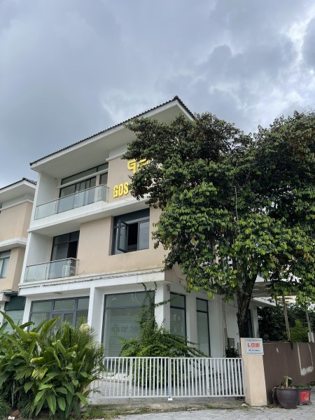 Cho thuê lô góc An Phú Shopvilla mặt đường lớn kinh doanh, 198m2 4 tầng, giá cả hấp dẫn