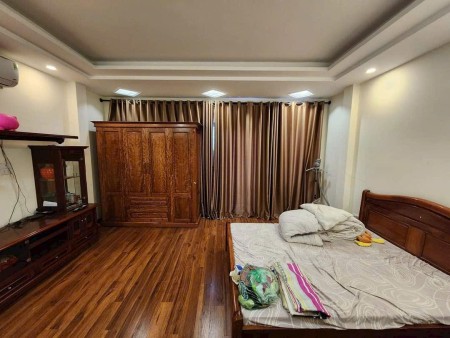 Bán gấp nhà Mặt phố Hàng Muối, Hoàn Kiếm - 80m2 - 6 tầng - MT đẹp - Giá 52 tỷ