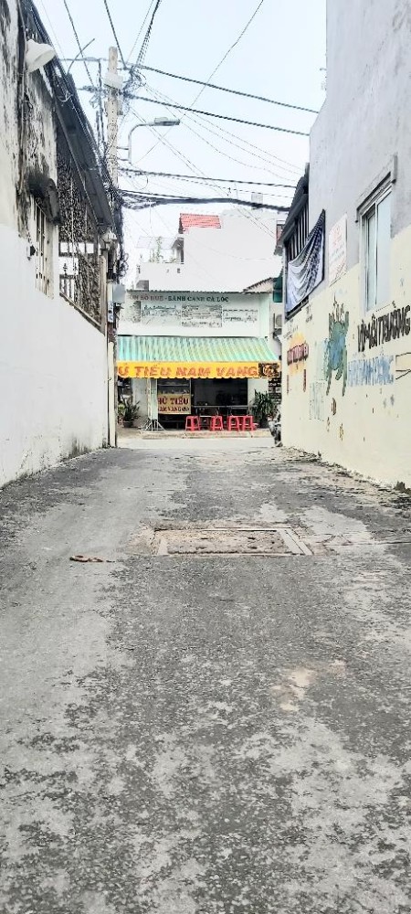 Mua bán nhà đất Quận 9, giáp đường Đỗ Xuân Hợp, Phước Long B, 72m2, nhỉnh 5.x tỷ