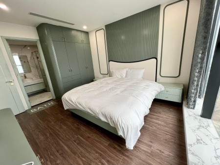 Cần bán căn Duplex Sunshine City siêu Vip view Sân Golf. Giá 14tỷ. LH: 0963416556