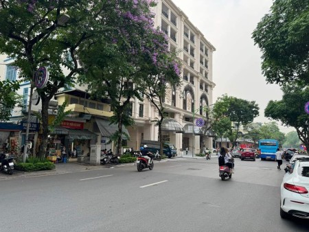 Bán Nhà Mặt phố Hàng Bài, Hoàn Kiếm - 895m2 - MT khủng - Giá 780 tỷ - Giá trị của đẳng cấp.