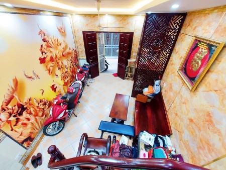 BÁN NHÀ HOÀNG HOA THÁM 5 TẦNG 31M CHỈ 5.65 tỷ