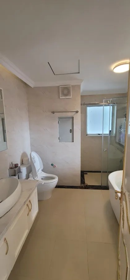 BÁN CĂN HỘ ĐẲNG CẤP 5 SAO PHỐ DƯƠNG KHUÊ-NAM TỪ LIÊM. NỘI THẤT NHẬP KHẨU DÁT VÀNG 24K. GIÁ 10.5TY