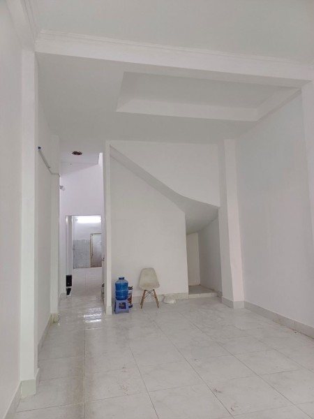 Nhà nguyên căn 24D Tân Trụ Q TB 4x23m chính chủ.