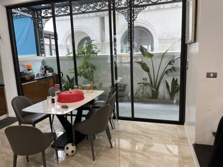 Cần bán gấp liền kề Sao Biển full đồ đẹp 88.8m2 giá 18.6 tỷ tại Vin Gia Lâm (0985 941715)