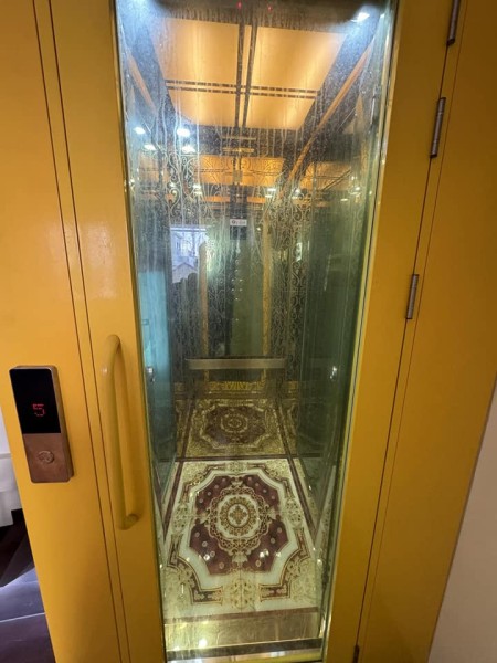 Bán nhà mặt phố Lương Yên, Hai Bà Trưng, thang máy, tiện KD, 5 tầng 84m2 giá 23.5 tỷ
