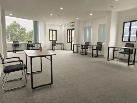 Cho thuê sàn VP 90m2 view kính sáng, nhiều cửa sổ thông tháng góc 2 MT khu sân bay Tân Sơn Nhất