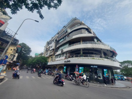 Cho thuê nhà phố Cầu Gỗ, DT 70m2x2 tầng, MT 4m giá thuê 55 triệu/th, mọi mô hình KD
