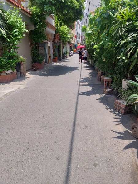 Bán nhà khu Giáp Nhất, Thanh Xuân, 5 tầng, diện tích 53 m2, nhà đẹp. Giao thông thuận tiện