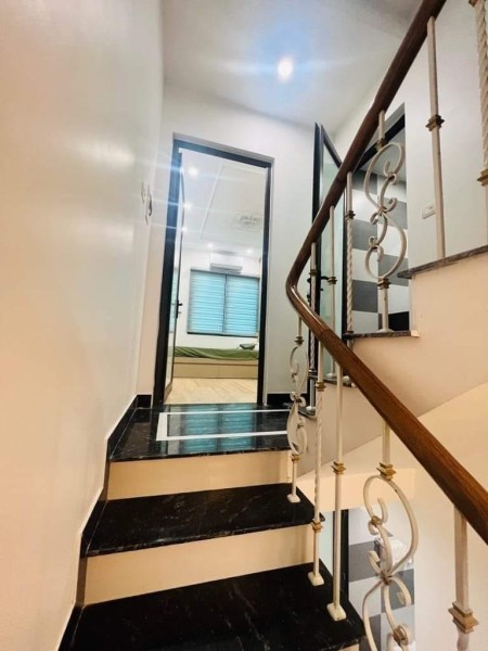 CHÍNH CHỦ BÁN GẤP NHÀ LĨNH NAM, NHÀ ĐẸP, Ở NGAY 30M2 3,6 TỶ