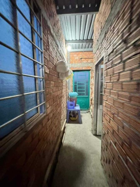 Bán Nhà Bình Chánh Sổ Hồng Riêng, 4x20m có 2p ngủ 1wc đường rộng oto