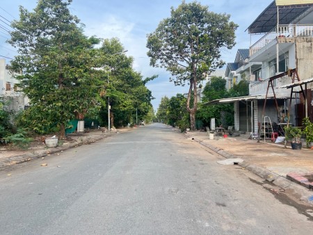 Bán đất thổ 110m2 (5x22), đường oto tránh, Long Bình, Q9. Giá hơn 4 tỷ
