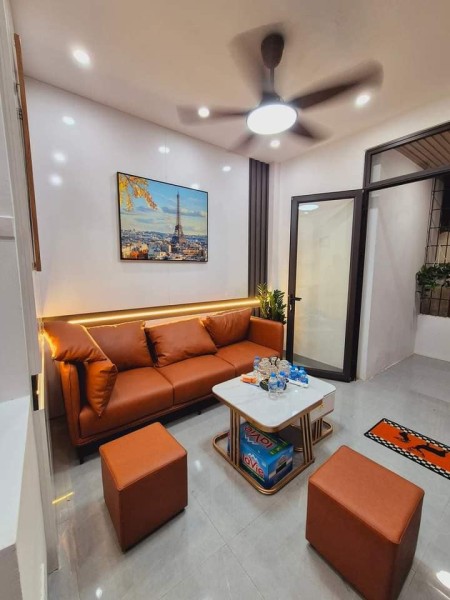 Bán Nhà Bạch Mai, Hai Bà Trưng 20m, 4 tầng, mt 3.3m, giá 3.4 tỷ.