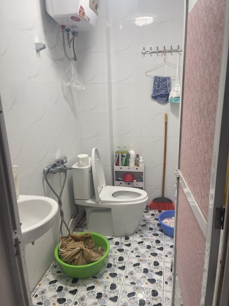 Chính chủ cần bán nhà tại Bùi Xương Trạch. 41m2 giá 1,8 tỷ. Mua bán vi bằng. Miễn TG