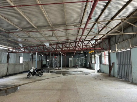 Cho thuê kho xưởng 750m2 QL 1A Hiệp Bình Phước, Quận Thủ Đức