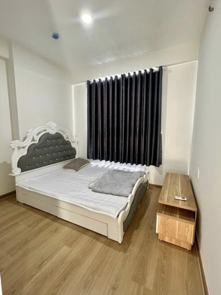 Căn chung cư 65m2, 2p ngủ, 2wc, Nội thất, P3-Tân Bình giá 12tr/tháng