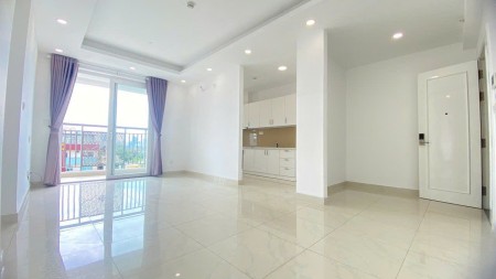 Cho thuê chung cư 590, CMT8, Quận 3:90m2, 2p ngủ, 2wc, NTCB, 15tr