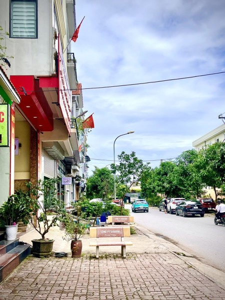Đi đến slide 2
