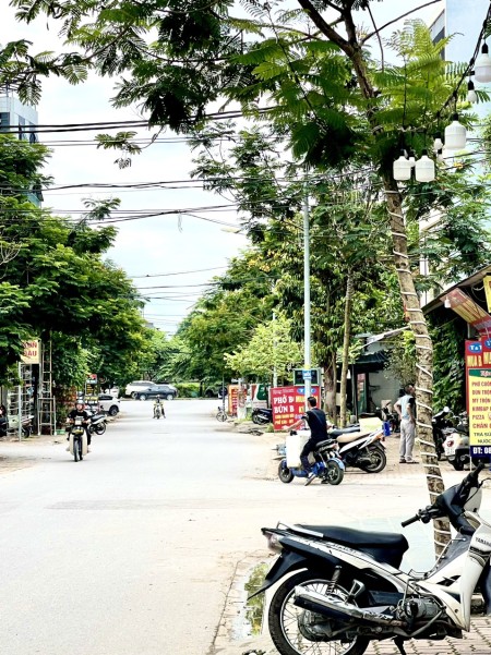 Đất Kinh Doanh Mặt Phố Tây Bầu, Tặng nhà 3 tầng, 0981696663