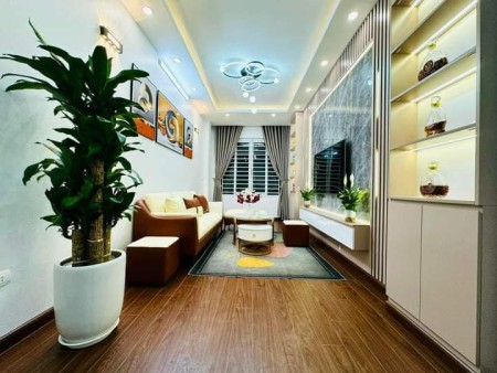 Bán Nhà Gần Đường Láng Hạ, Đống Đa 26m, 6 tầng, mt 3m, giá 5.25 tỷ.