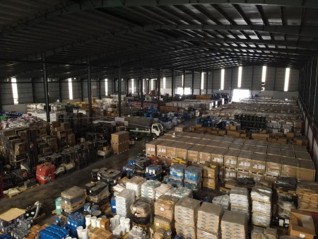 Cần cho thuê gấp diện tích kho chung ~7000m2 tại đường DT743, KCN Sóng thần 2, Dĩ An, BD