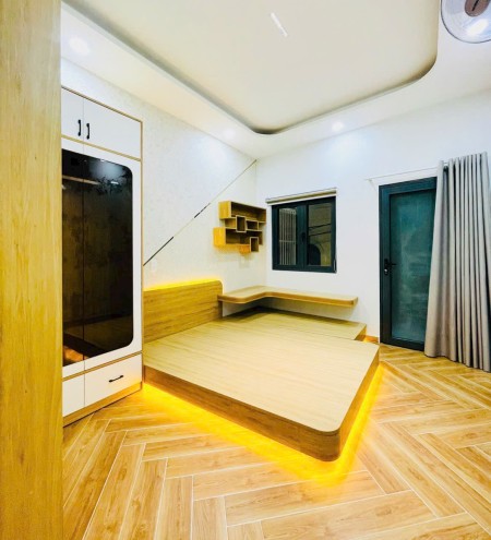 NHÀ MỚI ĐẸP HẺM XE TẢI P7 NGUYỄN VĂN NGHI TẶNG NỘI THẤT ĐẸP SỊN VÀO Ở NGAY CHỈ HƠN 4 TỎI TLCC